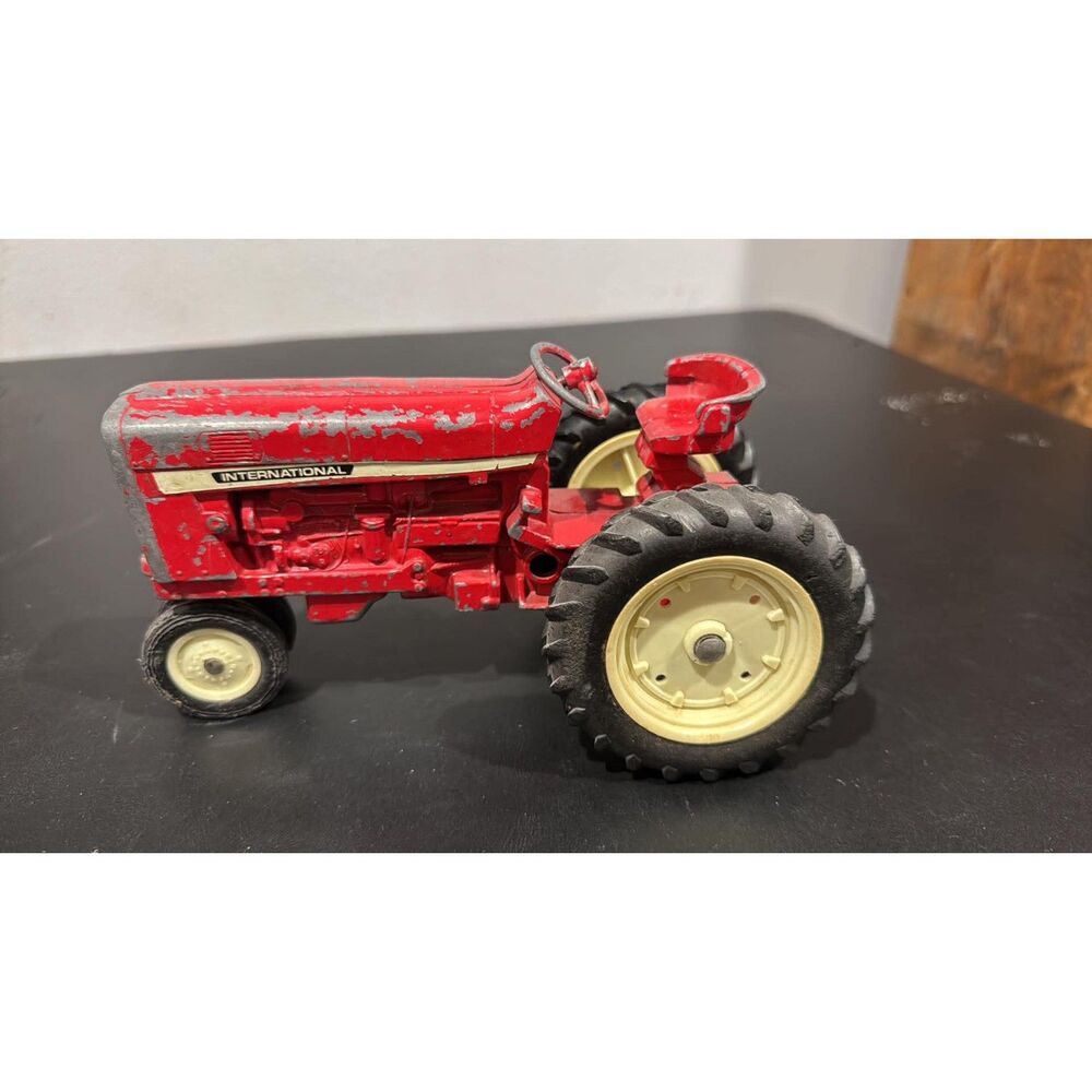 Vintage Ertl International Harvest Farm Tractor Red Diecast 1970's